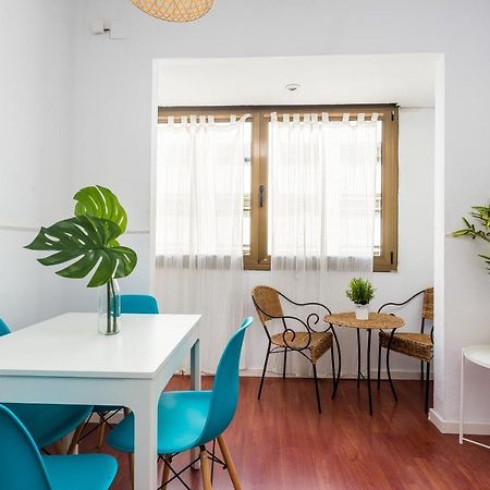 Lodging Apartments Illa Diagonal Barcelona Luaran gambar