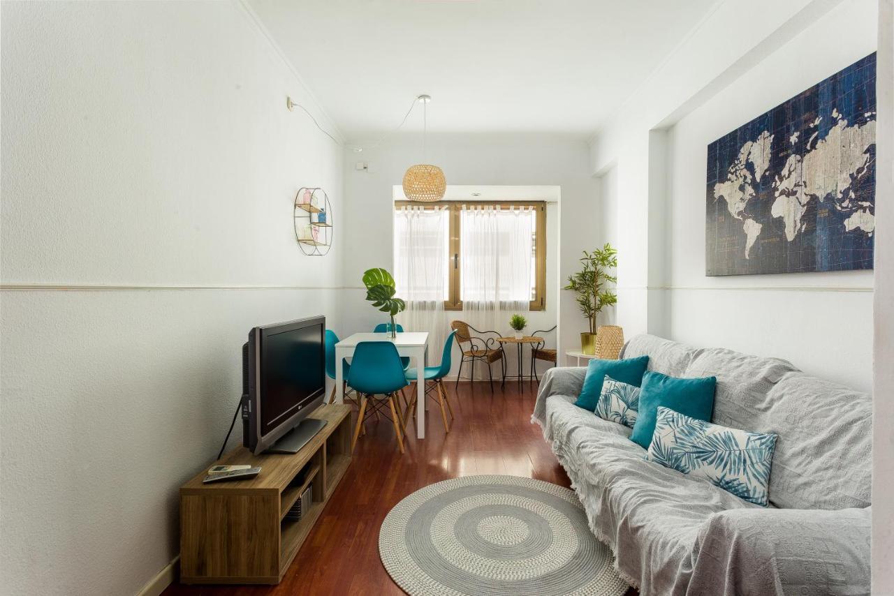 Lodging Apartments Illa Diagonal Barcelona Luaran gambar