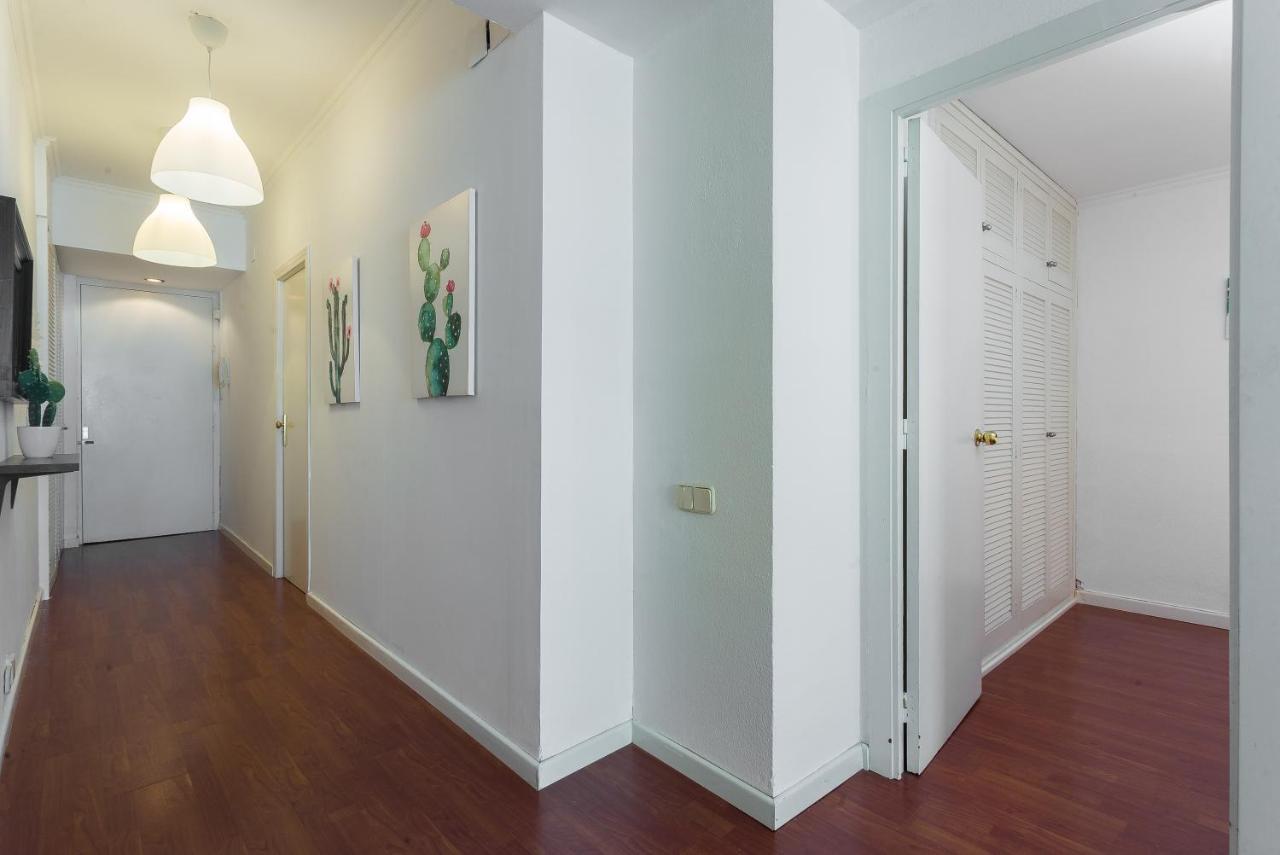 Lodging Apartments Illa Diagonal Barcelona Luaran gambar